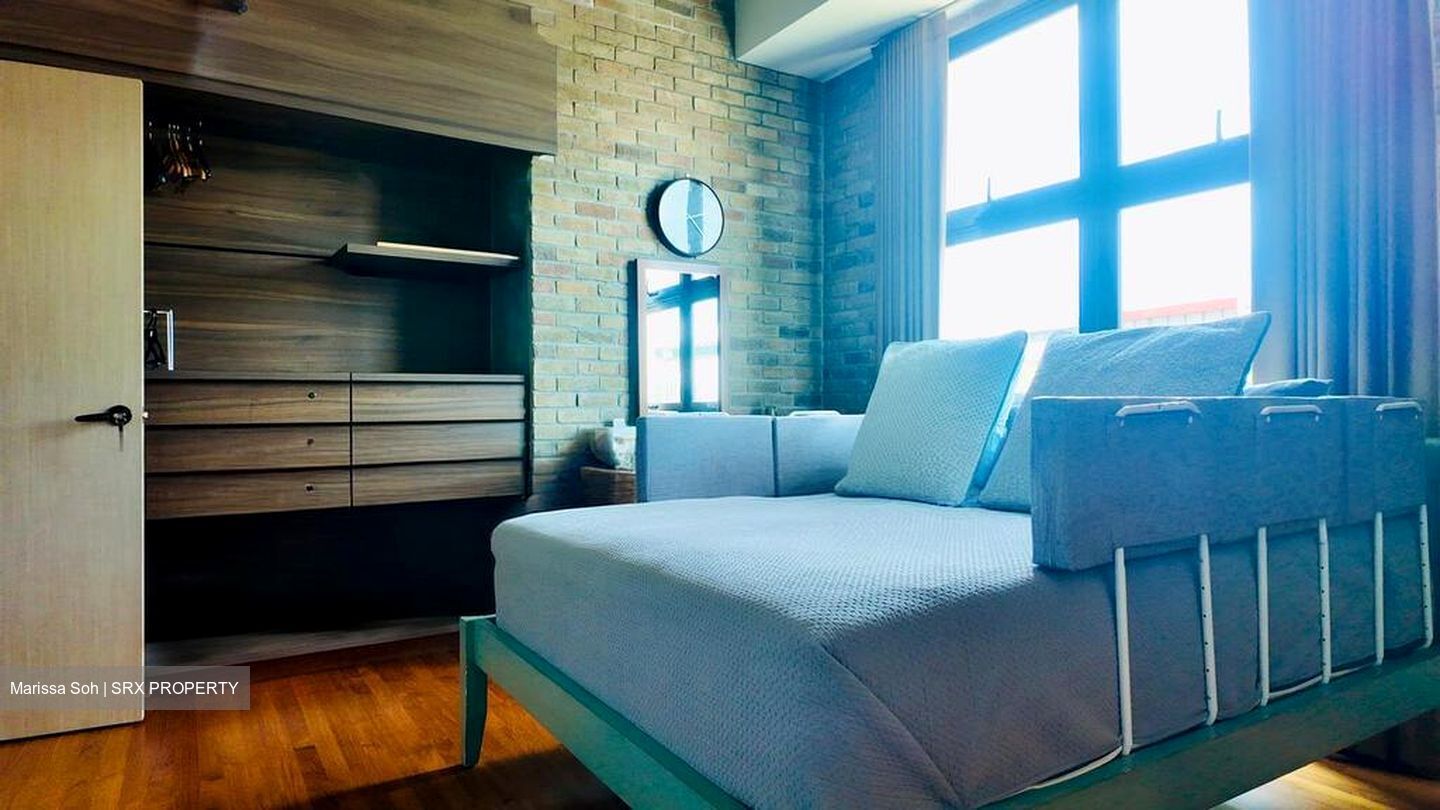 Lempeng Drive (D5), Terrace #500869341